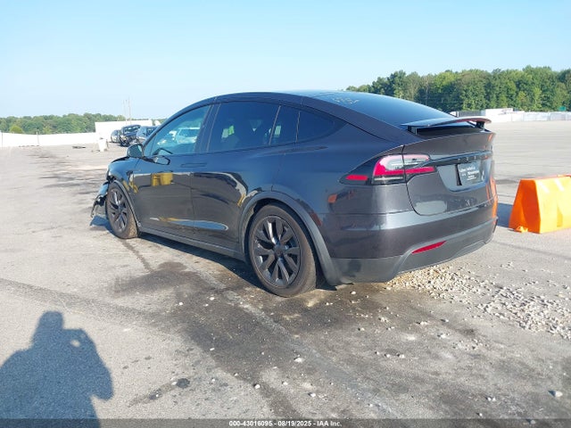 2024 TESLA MODEL X 7SAXCBE51RF439053 Photo 2