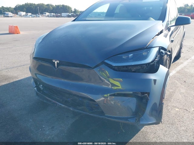 2024 TESLA MODEL X 7SAXCBE51RF439053 Photo 5