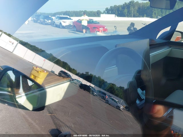 2024 TESLA MODEL X 7SAXCBE51RF439053 Photo 6