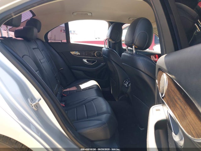 55SWF4JB5FU066214 Mercedes-Benz C-Class