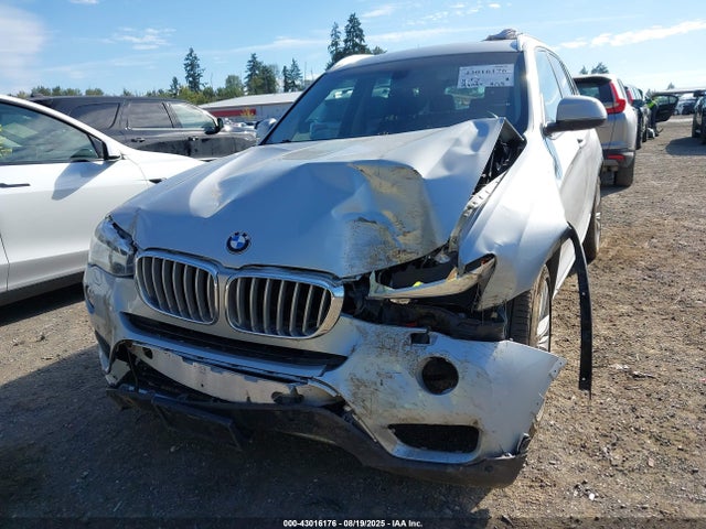 5UXWX9C54G0D70977 BMW X3