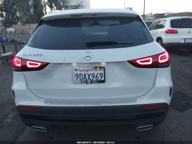 W1N4N4GB1PJ426049 Mercedes-Benz m260