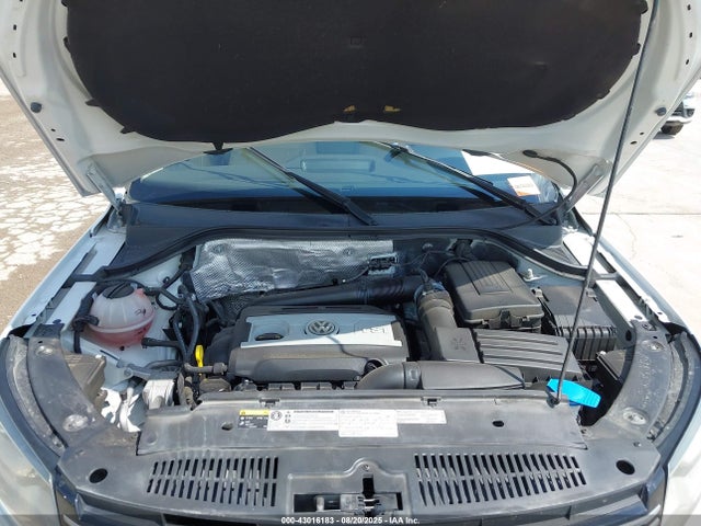 WVGAV7AX2GW541824 Volkswagen 2.0t