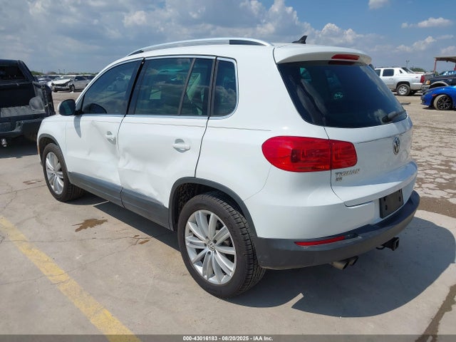 WVGAV7AX2GW541824 Volkswagen 2.0t