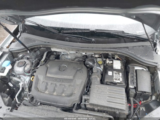3VV2B7AXXMM106421 Volkswagen Tiguan