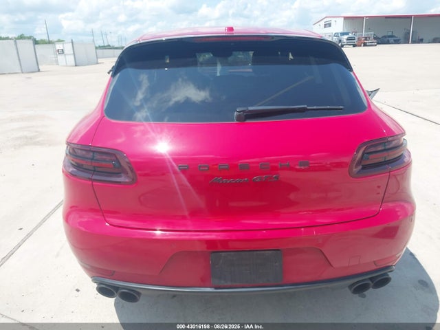 Porsche Macan 2018 WP1AG2A52JLB63348 Image 16