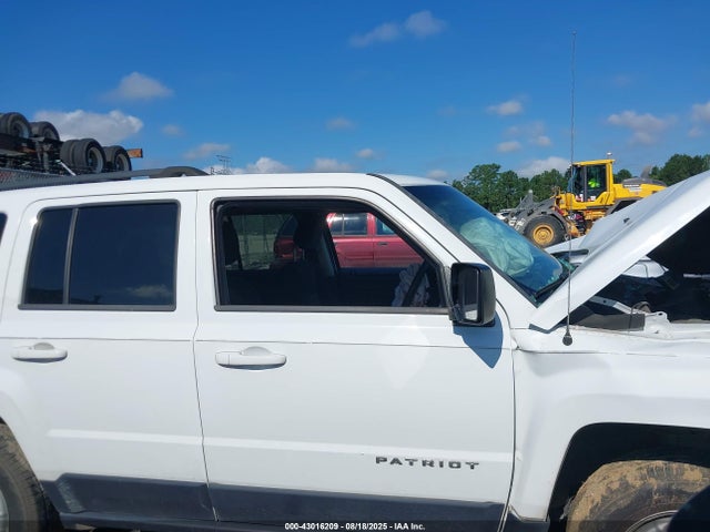 Jeep Patriot 2015 1C4NJPBB2FD263599 Image 14