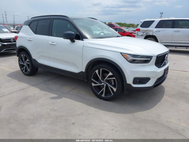 2019 VOLVO XC40 YV4162UM3K2045725