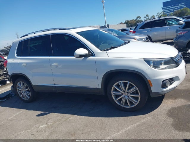 Volkswagen Tiguan 2014 WVGAV3AX2EW623008 Image 14