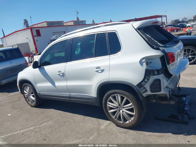 Volkswagen Tiguan 2014 WVGAV3AX2EW623008 Image 15