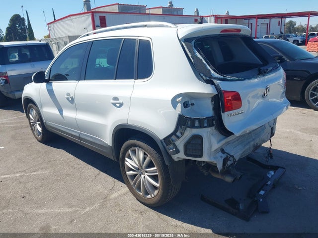 Volkswagen Tiguan 2014 WVGAV3AX2EW623008 Image 3