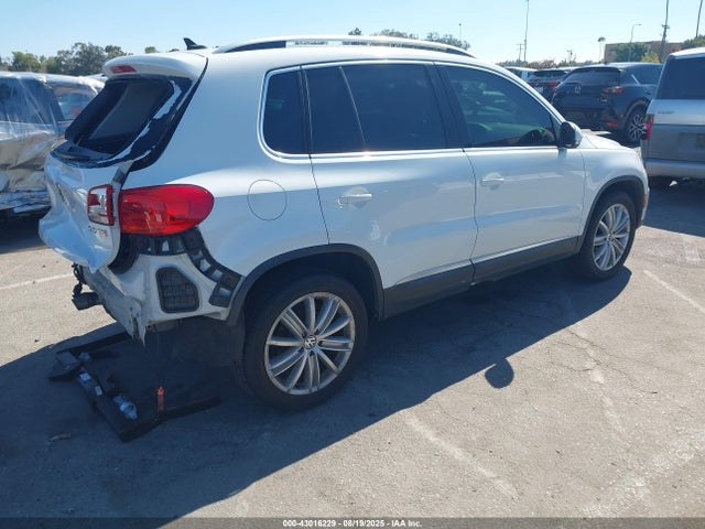 Volkswagen Tiguan 2014 WVGAV3AX2EW623008 Image 4
