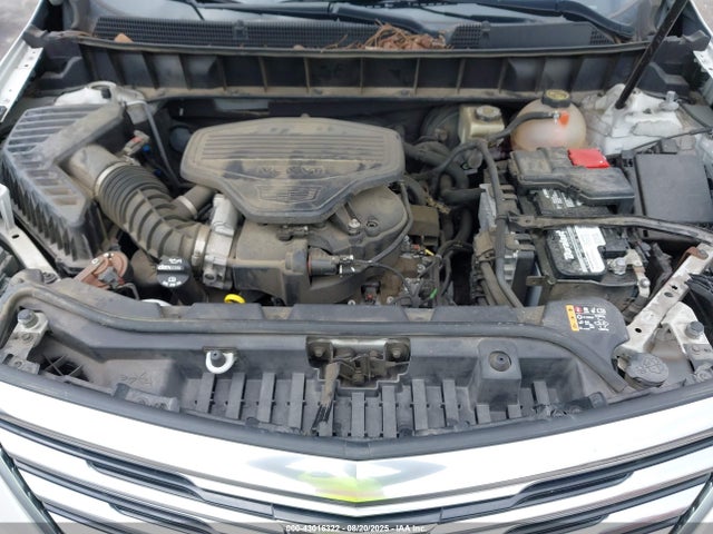 2017 CADILLAC XT5 1GYKNBRS2HZ108602 Photo 9