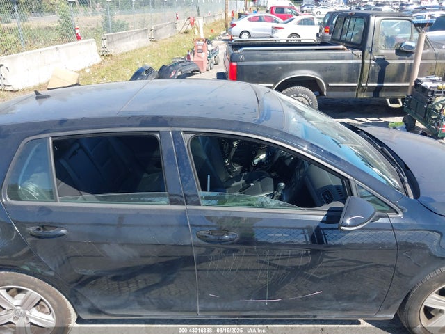 3VW217AU8HM027954 Volkswagen 1.8 tsi