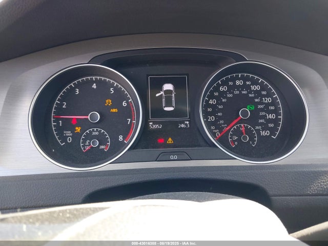 3VW217AU8HM027954 Volkswagen 1.8 tsi