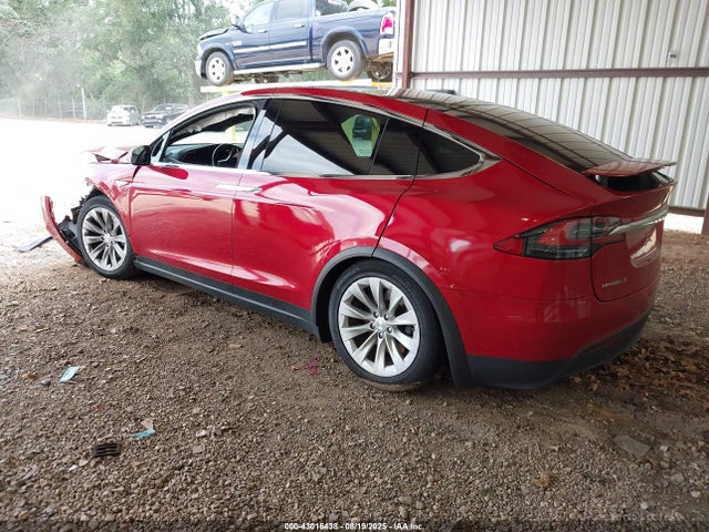 2016 TESLA MODEL X 5YJXCBE29GF013028 Photo 2