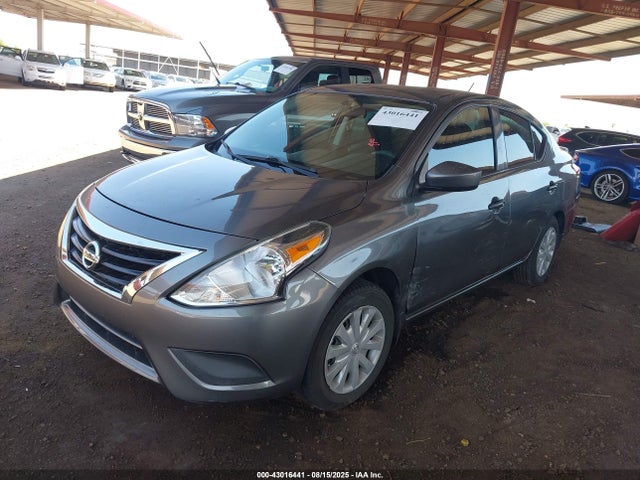 Nissan Versa 2016 3N1CN7APXGL856070 Image 2