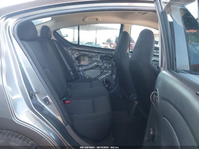 Nissan Versa 2016 3N1CN7APXGL856070 Image 8