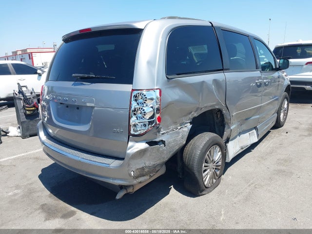 2C4RDGCG2GR276211 Dodge Grand Caravan
