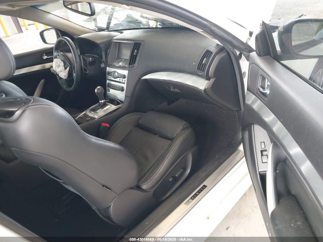 JN1CV6EK8EM112785 Infiniti Q60