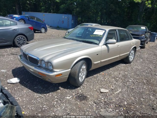 2000 JAGUAR XJ8 SAJDA14C2YLF10079 Photo 1