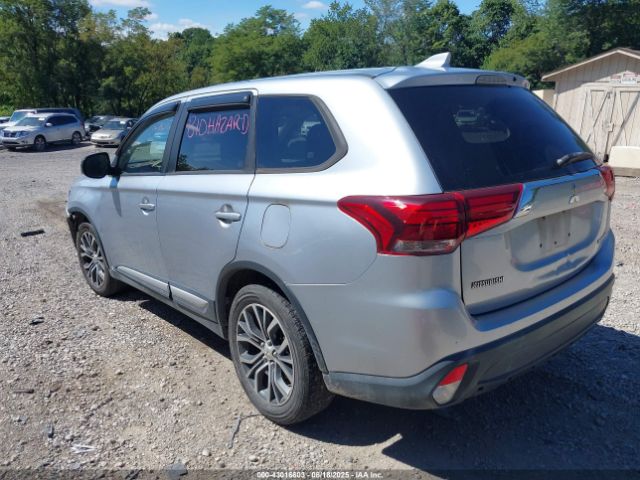 2017 MITSUBISHI OUTLANDER JA4AZ2A37HZ011027 Photo 2