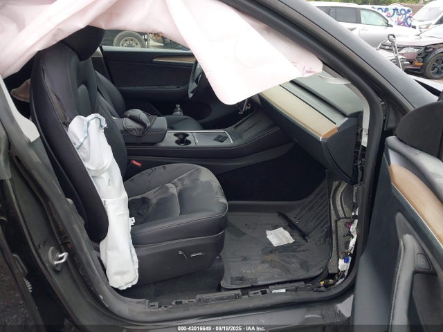 2023 TESLA MODEL Y 7SAYGDEE8PA171469 Photo 4