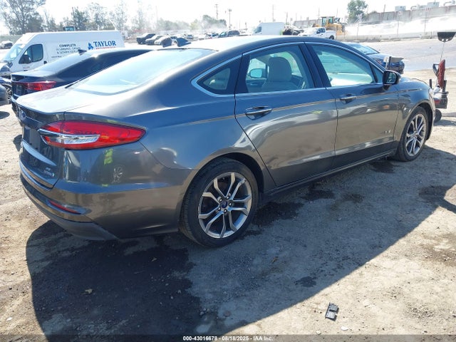 Ford Fusion 2019 3FA6P0MU1KR239942 Image 4