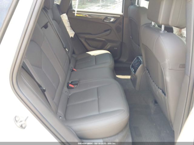 2023 PORSCHE MACAN WP1AG2A55PLB41157 Photo 7