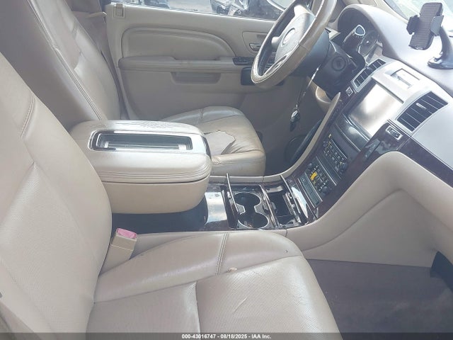 2013 CADILLAC ESCALADE 1GYS3AEF4DR169209 Photo 4