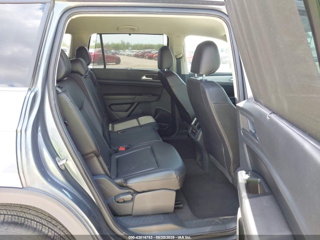 Volkswagen fsi 2019 1V2DR2CA4KC521424 Image 8
