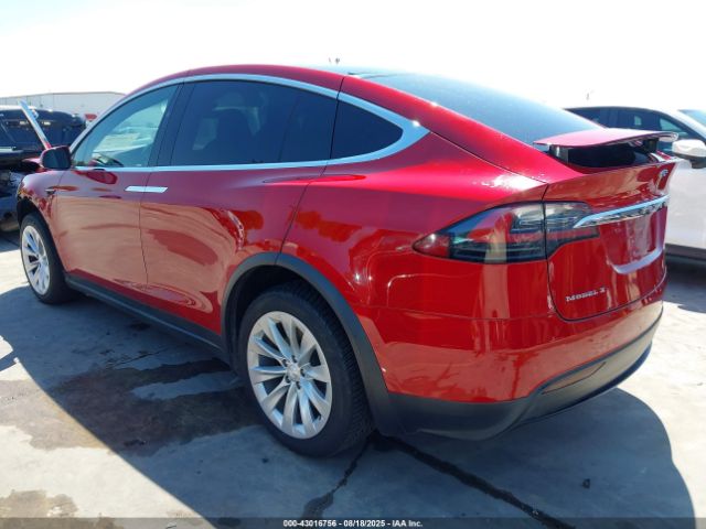 2017 TESLA MODEL X 5YJXCBE24HF054166 Photo 2