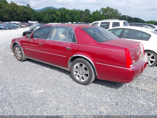 2008 CADILLAC DTS 1G6KD579X8U200518 Photo 2