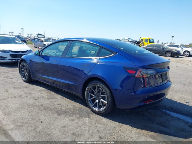 2023 TESLA MODEL 3 5YJ3E1EA7PF568098 Photo 2