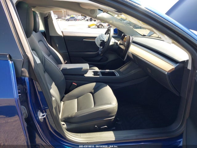 2023 TESLA MODEL 3 5YJ3E1EA7PF568098 Photo 4