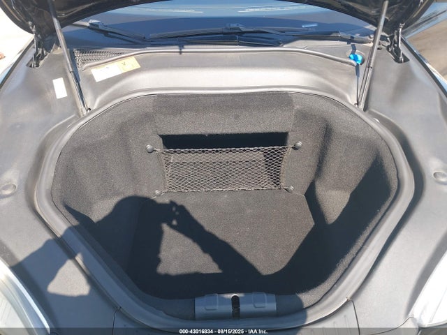 2014 TESLA MODEL S 5YJSA1H10EFP60558 Photo 9