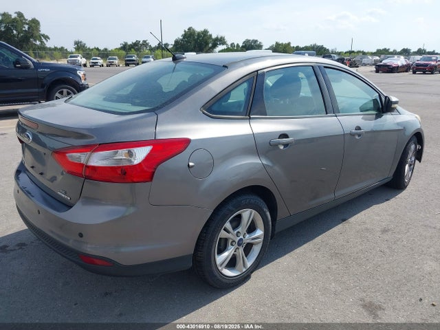 1FADP3F24EL301017 Ford Focus