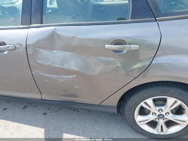 1FADP3F24EL301017 Ford Focus