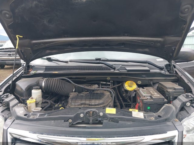 2C4RC1BG9FR676718 Chrysler Town and Country