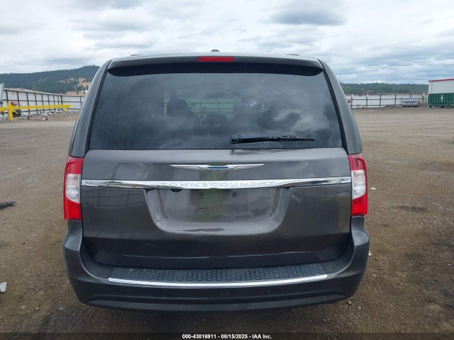 2C4RC1BG9FR676718 Chrysler Town and Country