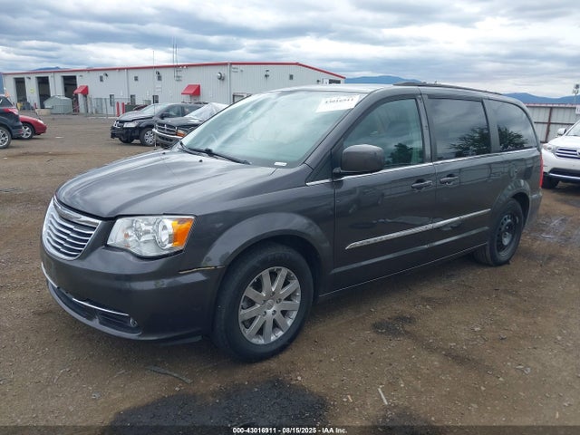 2C4RC1BG9FR676718 Chrysler Town and Country