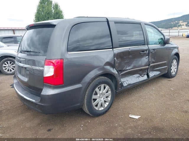 2C4RC1BG9FR676718 Chrysler Town and Country