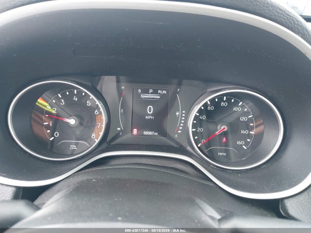 3C4NJDABXHT646171 Jeep 2017
