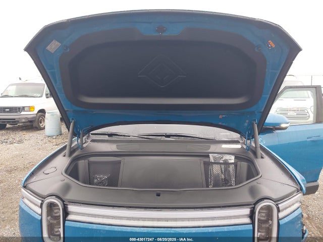 Rivian r1t 2025 7FCTGBAA1SN041913 Image 10