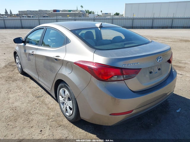 Hyundai dohc mpi nu 2016 5NPDH4AE8GH776062 Image 3