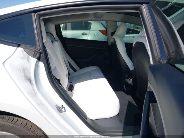 2023 TESLA MODEL 3 5YJ3E1EA1PF553404 Photo 7