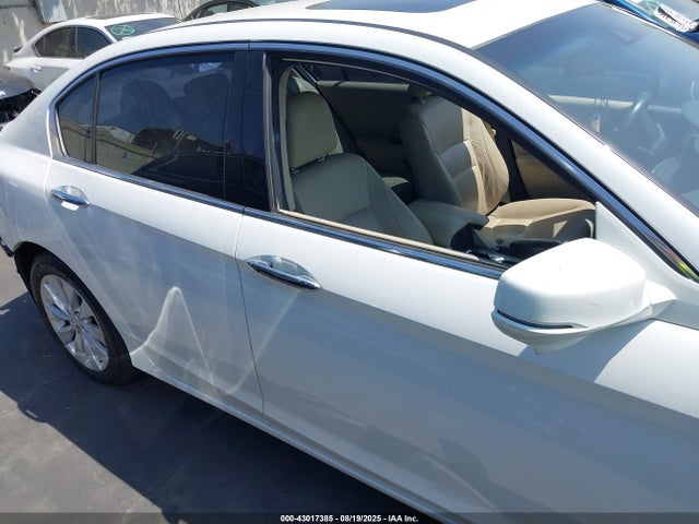 Honda j35y1 2015 1HGCR3F89FA003520 Image 14
