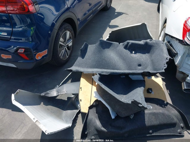Honda j35y1 2015 1HGCR3F89FA003520 Image 12