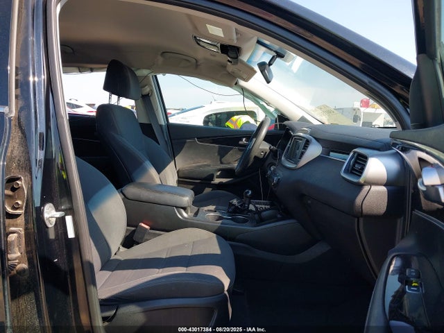 5XYPG4A32HG320811 KIA Sorento