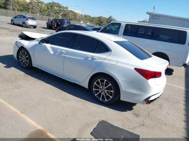 2018 ACURA TLX 19UUB2F5XJA004600 Photo 2